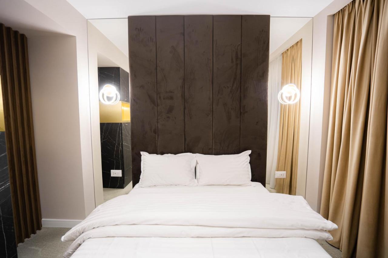 Deluxe Aparthotel Marwell Residence Suceava Eksteriør billede