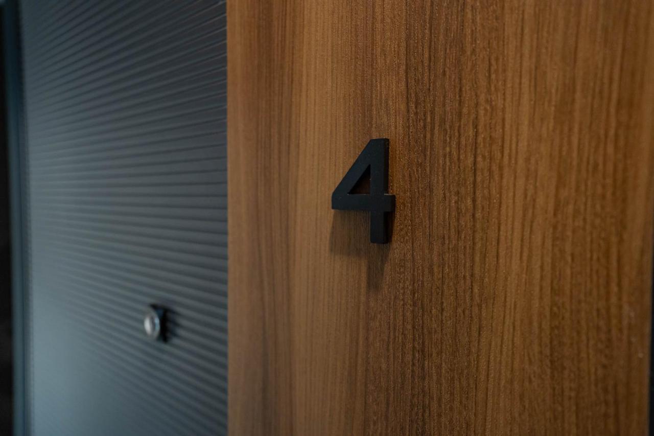 Deluxe Aparthotel Marwell Residence Suceava Eksteriør billede