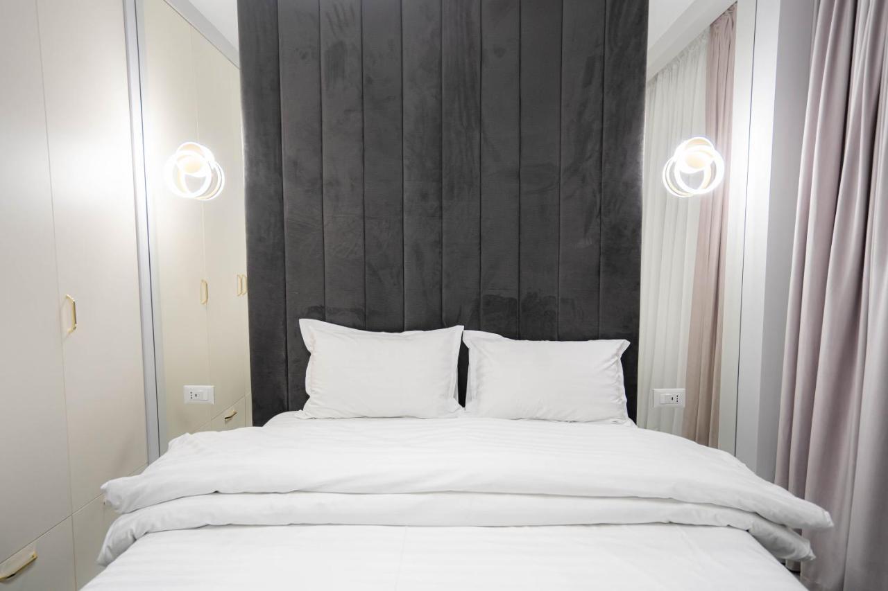 Deluxe Aparthotel Marwell Residence Suceava Eksteriør billede